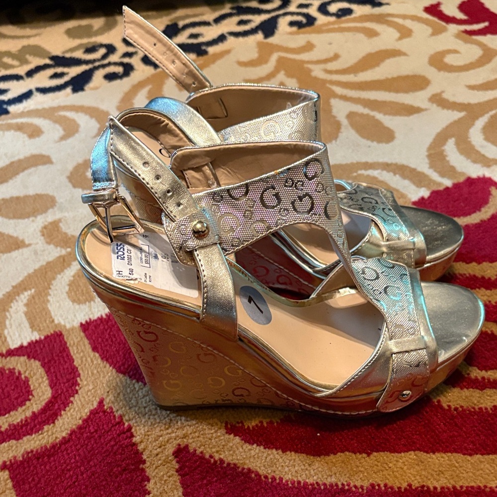Guess Shiny Silver Patterned Wedges